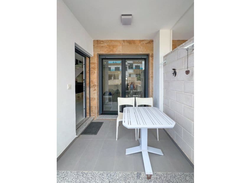 3 soveværelse Byhus til salg i Bigastro med swimmingpool - € 249.000 (Ref: 9523391)