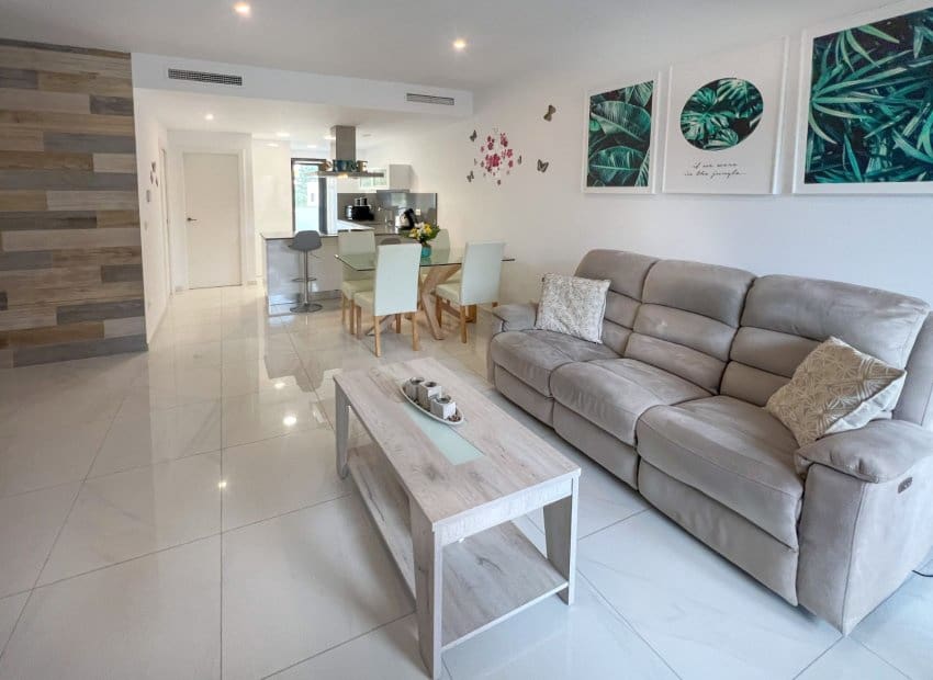 3 soveværelse Byhus til salg i Bigastro med swimmingpool - € 249.000 (Ref: 9523391)