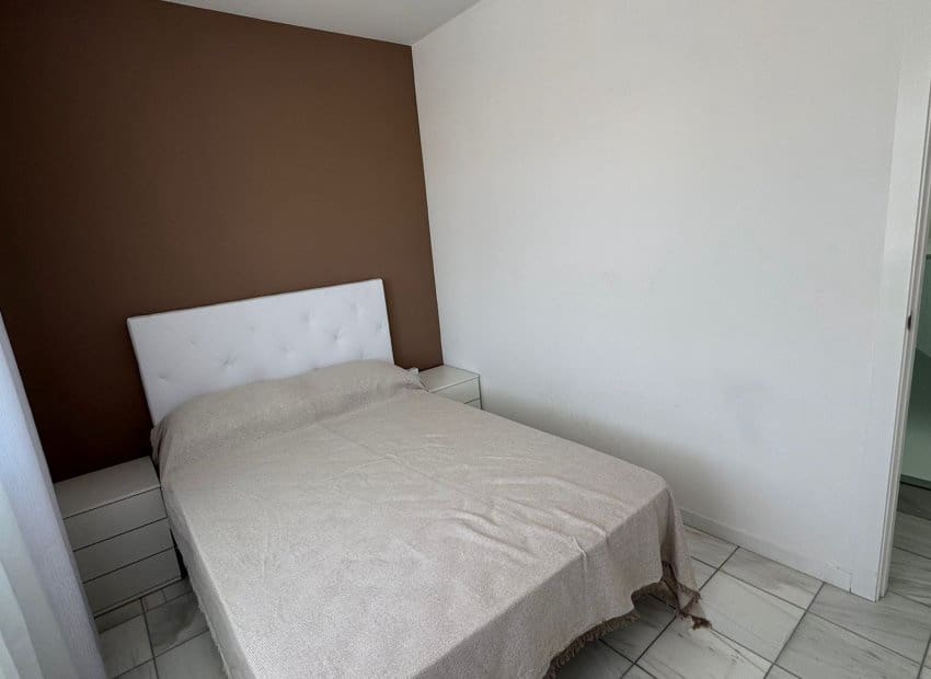 2 sypialnia Dom na sprzedaż w Torrevieja z basenem - 240 000 € (Ref: 9523394)