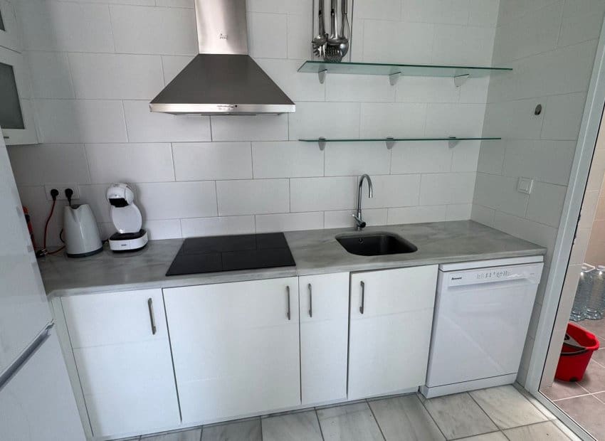 2 sypialnia Dom na sprzedaż w Torrevieja z basenem - 240 000 € (Ref: 9523394)