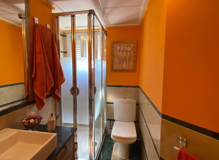 4 chambre Appartement à vendre à Guardamar del Segura avec piscine - 239 000 € (Ref: 9523396)