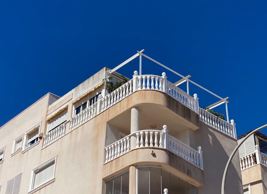 4 chambre Appartement à vendre à Guardamar del Segura avec piscine - 239 000 € (Ref: 9523396)