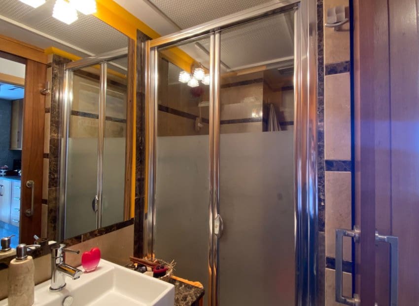 4 chambre Appartement à vendre à Guardamar del Segura avec piscine - 239 000 € (Ref: 9523396)