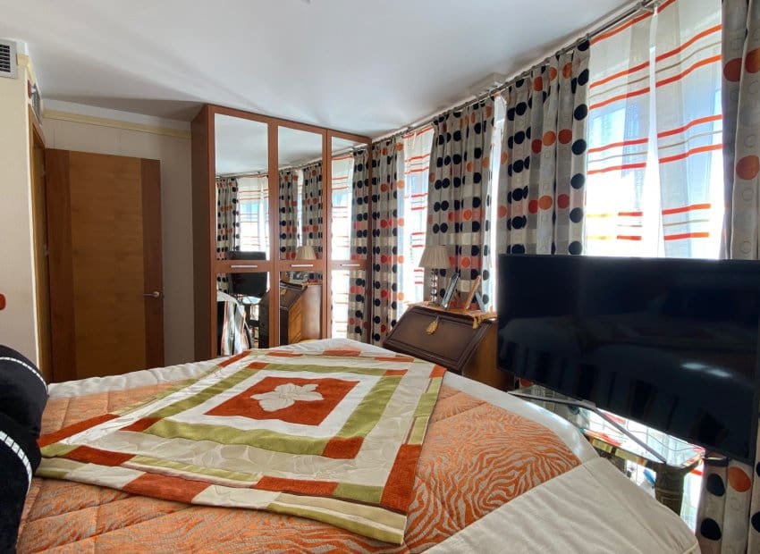 4 chambre Appartement à vendre à Guardamar del Segura avec piscine - 239 000 € (Ref: 9523396)