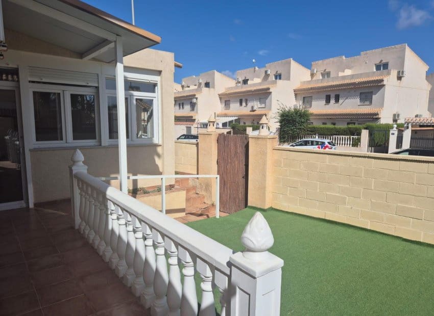 3 soverom Hus til salgs i Playa Flamenca - € 239 000 (Ref: 9523397)