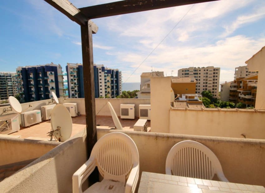 2 soverom Penthouse til salgs i Orihuela Costa med svømmebasseng - € 237 000 (Ref: 9523398)