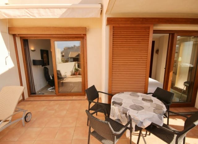 2 soverom Penthouse til salgs i Punta Prima, Orihuela med svømmebasseng - € 237 000 (Ref: 9523398)