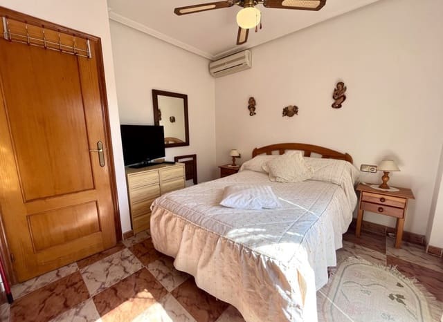 3 soverom Rekkehus til salgs i La Zenia, Orihuela med svømmebasseng - € 235 000 (Ref: 9523400)