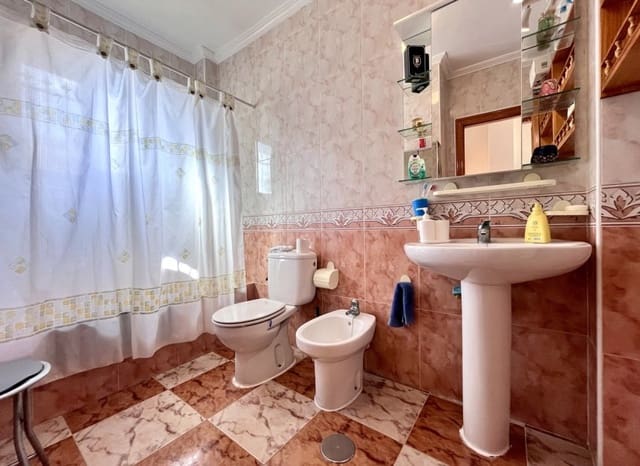 3 soverom Rekkehus til salgs i La Zenia, Orihuela med svømmebasseng - € 235 000 (Ref: 9523400)