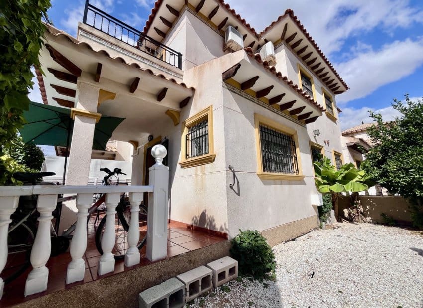 3 soverom Rekkehus til salgs i La Zenia med svømmebasseng - € 235 000 (Ref: 9523400)