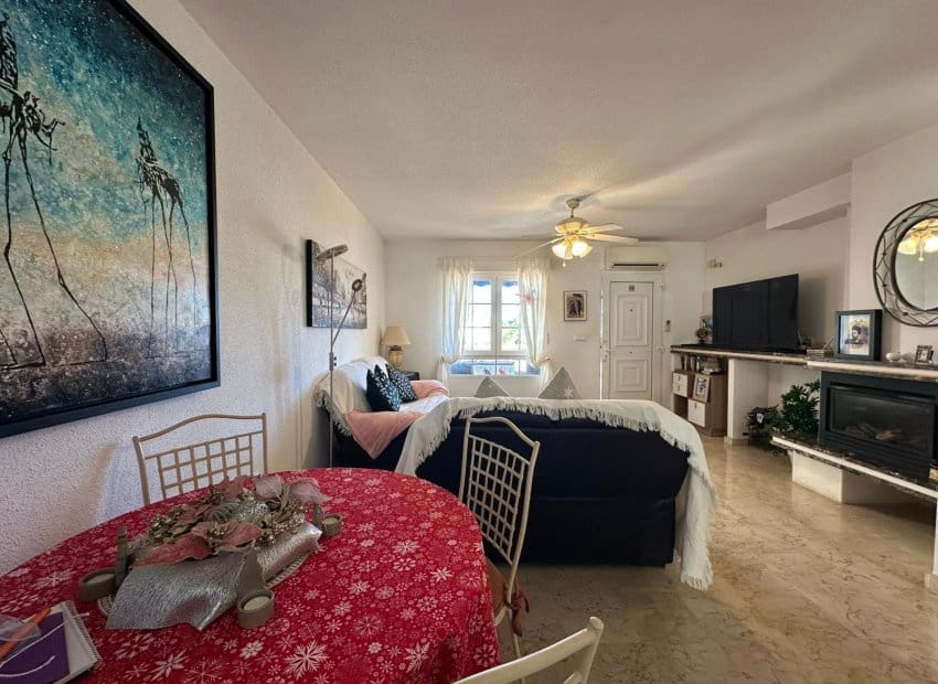 2 quarto Casa em Banda para venda em Dehesa de Campoamor - 235 000 € (Ref: 9523401)