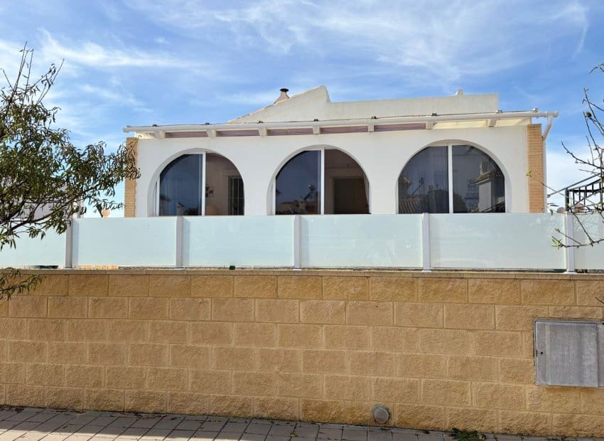 3 Zimmer Villa zu verkaufen in Balsicas mit Pool - 230.000 € (Ref: 9523403)