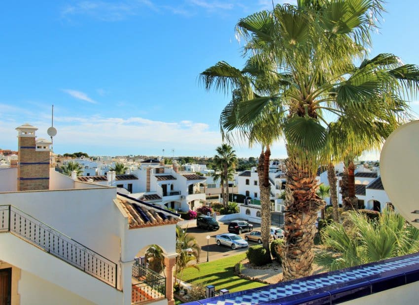 2 Zimmer Haus zu verkaufen in Villamartin mit Pool - 225.000 € (Ref: 9523406)