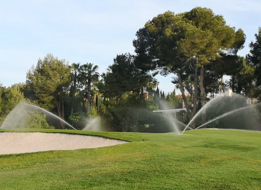 2 Zimmer Haus zu verkaufen in Villamartin mit Pool - 225.000 € (Ref: 9523406)