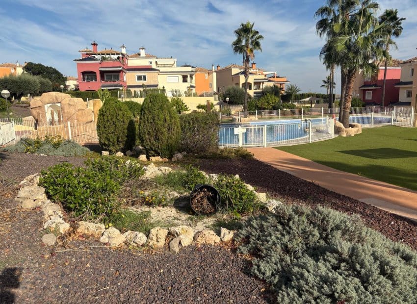 Ático de 3 habitaciones en Baños y Mendigo en venta con piscina - 220.000 € (Ref: 9523408)