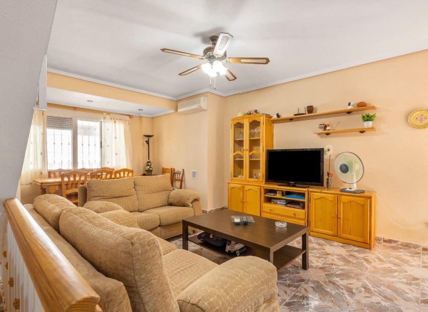 4 bedroom Townhouse for sale in Los Alcazares - € 219,900 (Ref: 9523409)