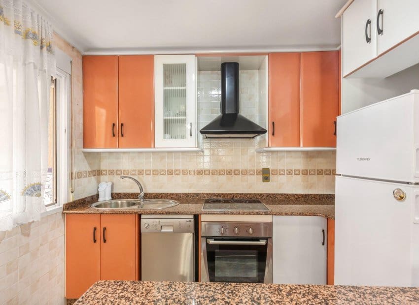 4 bedroom Townhouse for sale in Los Alcazares - € 219,900 (Ref: 9523409)