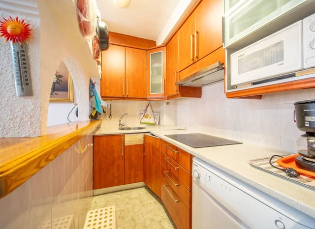 4 camera da letto Casa in vendita in Los Europeos, Torrevieja con piscina - 209.900 € (Rif: 9523413)