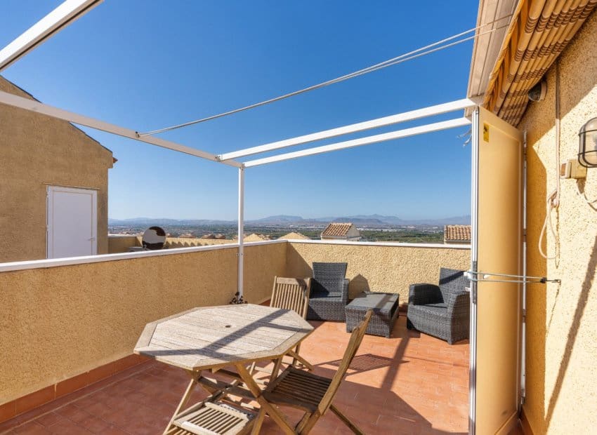 2 Zimmer Haus zu verkaufen in Gran Alacant mit Pool - 209.000 € (Ref: 9523414)