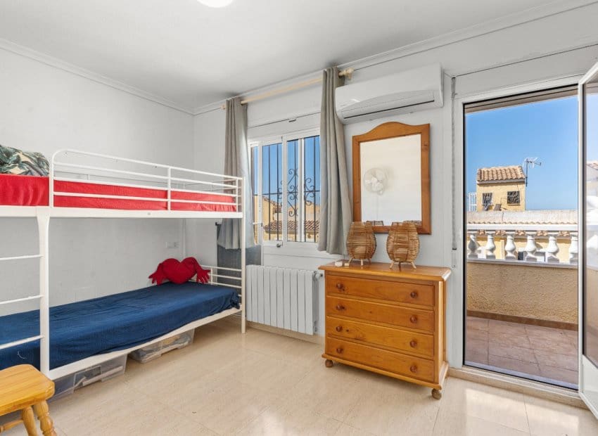 2 Zimmer Haus zu verkaufen in Gran Alacant mit Pool - 209.000 € (Ref: 9523414)