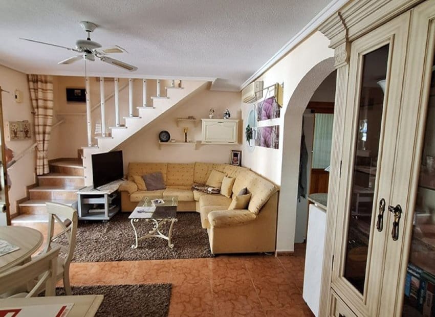 3 soveværelse Byhus til salg i Orihuela Costa - € 209.000 (Ref: 9523415)