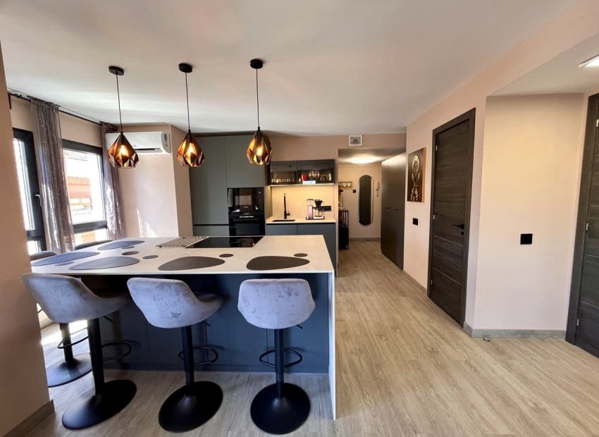 4 bedroom Apartment for sale in Almoradi - € 199,950 (Ref: 9523416)