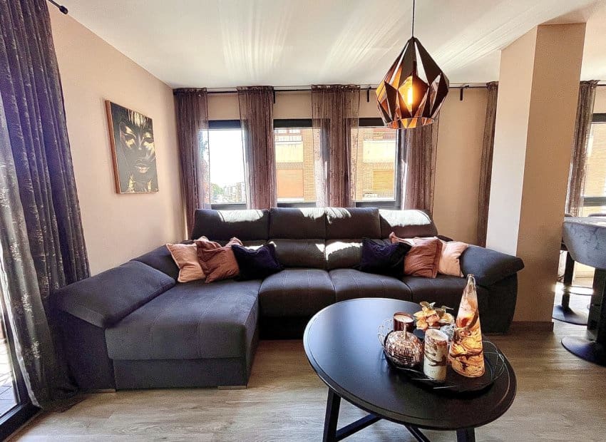 4 bedroom Apartment for sale in Almoradi - € 199,950 (Ref: 9523416)