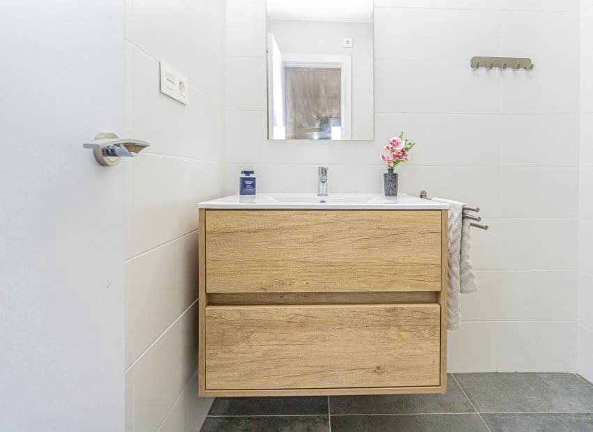 2 bedroom Apartment for sale in Dehesa de Campoamor with pool - € 199,000 (Ref: 9523417)