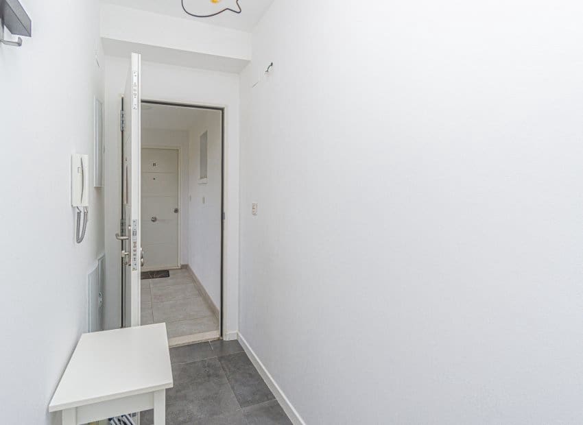 2 bedroom Apartment for sale in Dehesa de Campoamor with pool - € 199,000 (Ref: 9523417)