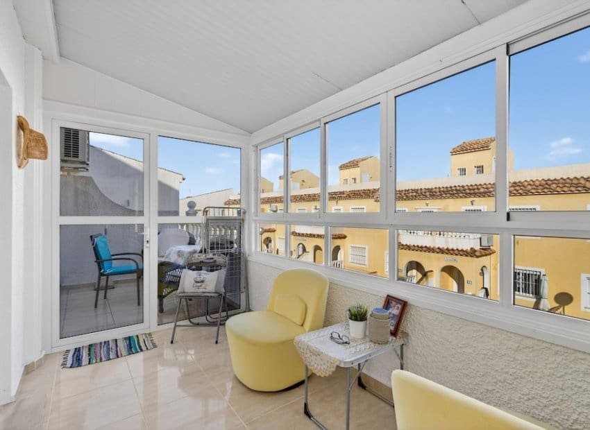 3 bedroom Apartment for sale in Gran Alacant with pool - € 199,000 (Ref: 9523418)