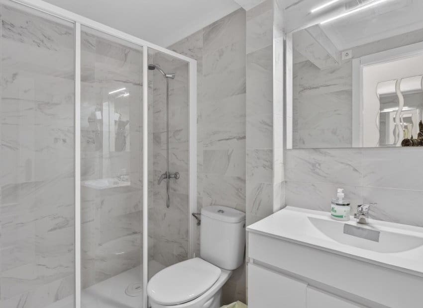 3 bedroom Apartment for sale in Gran Alacant with pool - € 199,000 (Ref: 9523418)