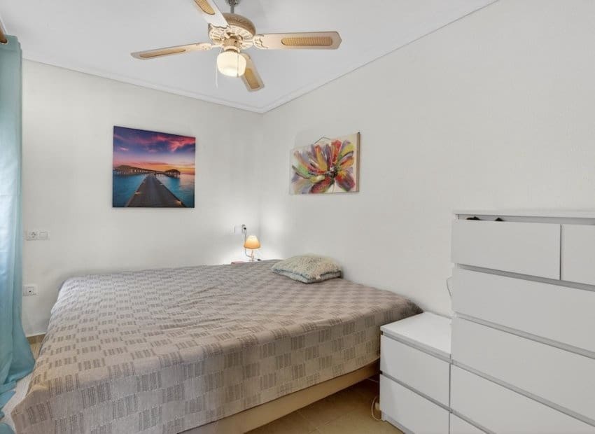 3 bedroom Apartment for sale in Gran Alacant with pool - € 199,000 (Ref: 9523418)