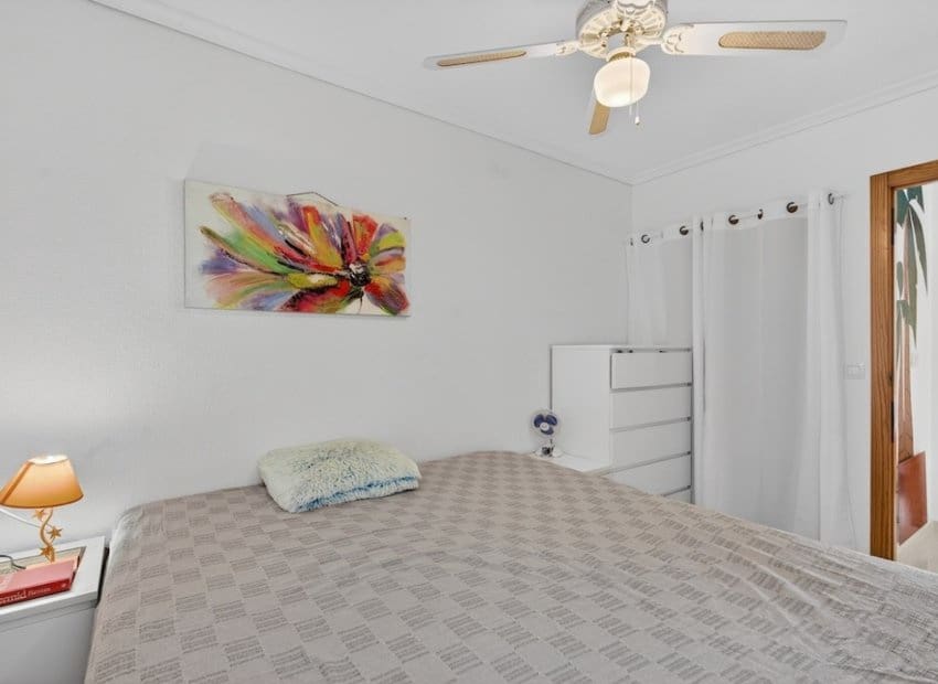 3 bedroom Apartment for sale in Gran Alacant with pool - € 199,000 (Ref: 9523418)