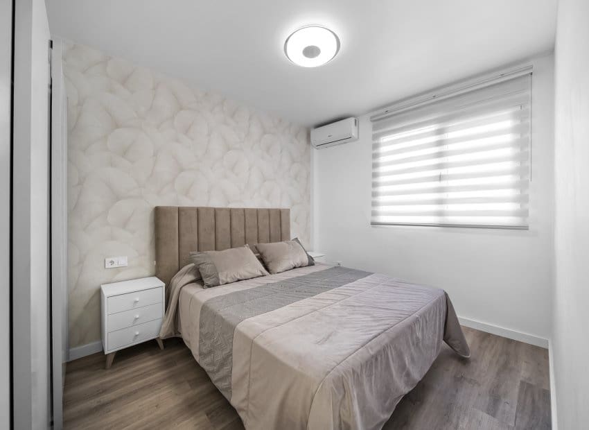 3 bedroom Apartment for sale in Torrevieja - € 195,000 (Ref: 9523420)