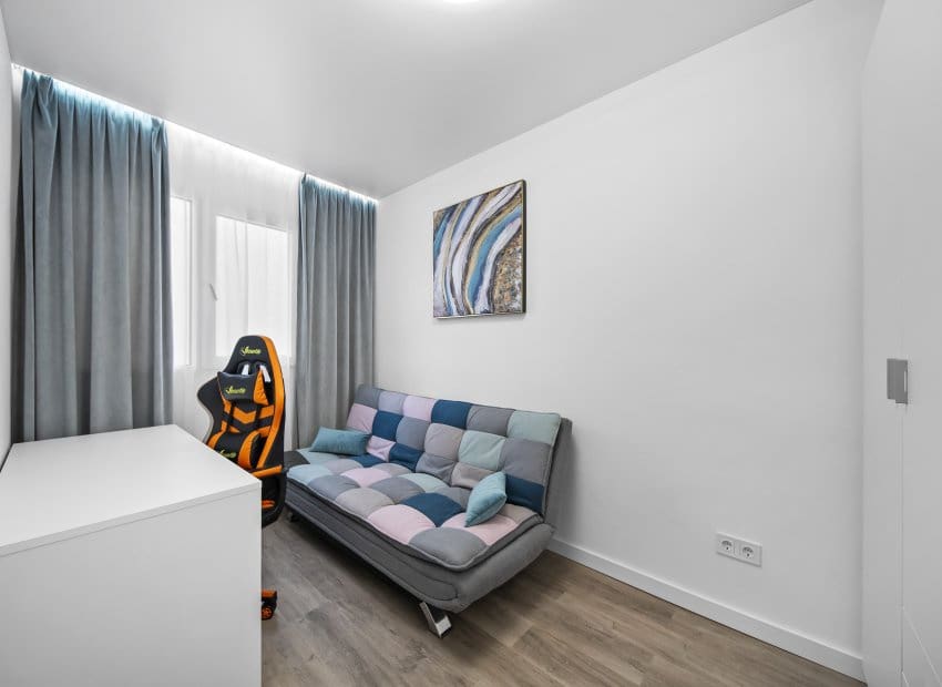 3 bedroom Apartment for sale in Torrevieja - € 195,000 (Ref: 9523420)