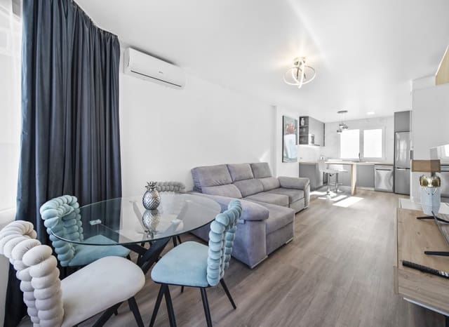 3 bedroom Apartment for sale in Centro, Torrevieja - € 195,000 (Ref: 9523420)