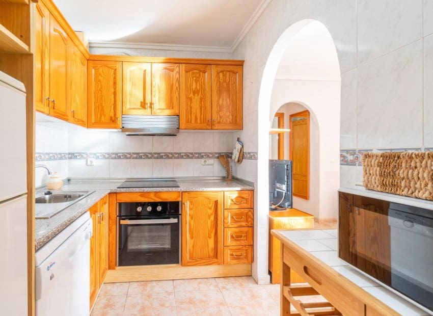 Casa de 2 habitaciones en Playa Flamenca en venta con piscina - 189.000 € (Ref: 9523423)