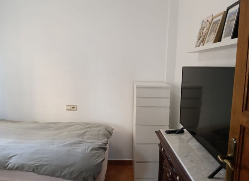 3 bedroom Villa for sale in Los Montesinos with pool - € 188,000 (Ref: 9523425)