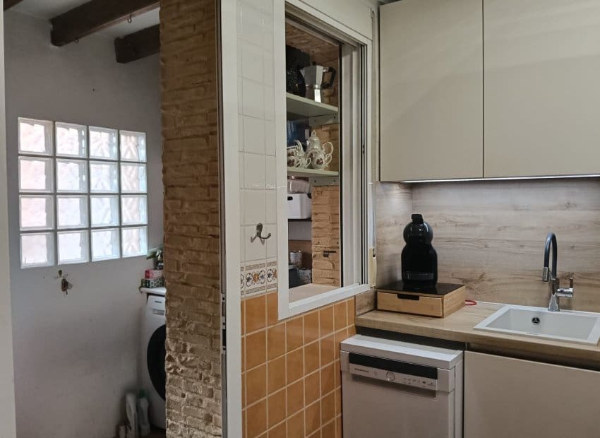 3 bedroom Villa for sale in Los Montesinos with pool - € 188,000 (Ref: 9523425)