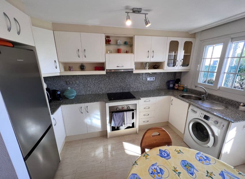 2 sypialnia Apartament na sprzedaż w El Raso z basenem - 175 000 € (Ref: 9523429)