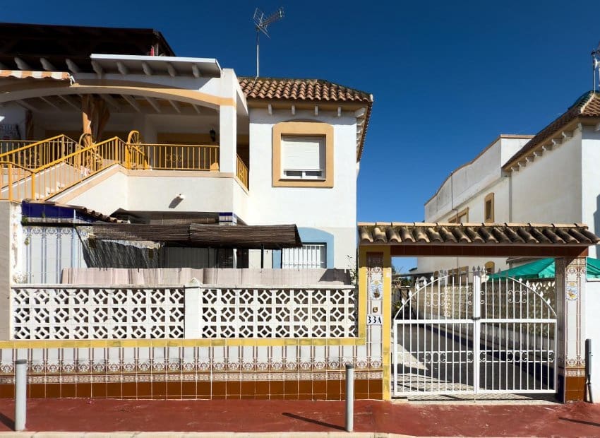 2 sypialnia Apartament na sprzedaż w Torrevieja z basenem - 164 300 € (Ref: 9523436)