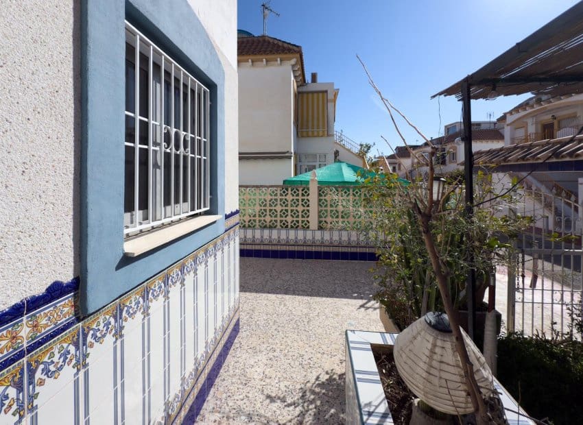 2 sypialnia Apartament na sprzedaż w Torrevieja z basenem - 164 300 € (Ref: 9523436)