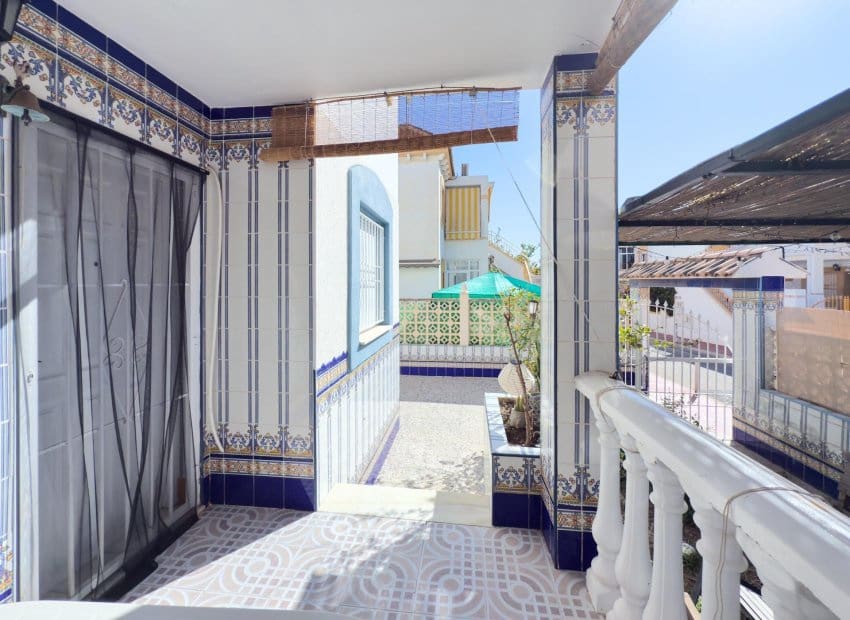 2 sypialnia Apartament na sprzedaż w Torrevieja z basenem - 164 300 € (Ref: 9523436)