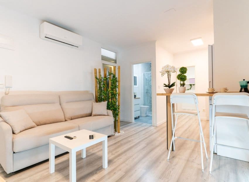 3 bedroom Beach Apartment for sale in Gran Alacant with pool - € 162,000 (Ref: 9523439)