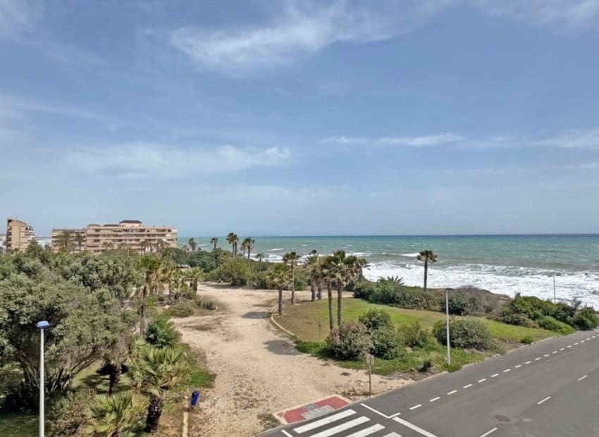 1 camera da letto Appartamento sulla Spiaggia in vendita in La Mata - 159.999 € (Rif: 9523442)