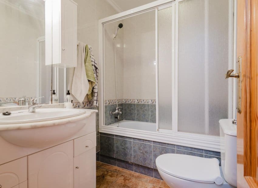 3 bedroom Apartment for sale in Torrevieja - € 159,500 (Ref: 9523443)