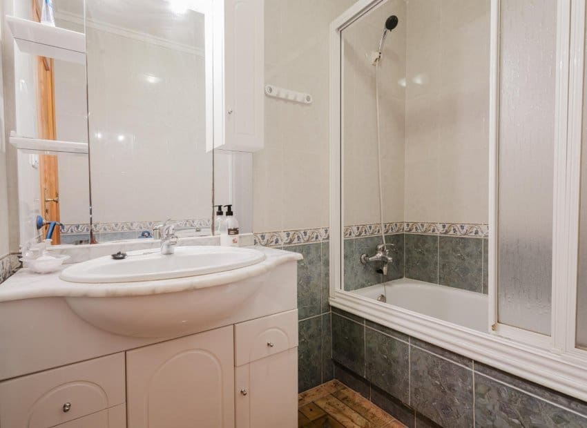 3 bedroom Apartment for sale in Torrevieja - € 159,500 (Ref: 9523443)