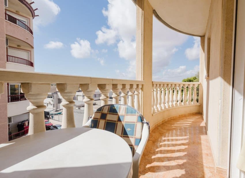 3 bedroom Apartment for sale in Torrevieja - € 159,500 (Ref: 9523443)