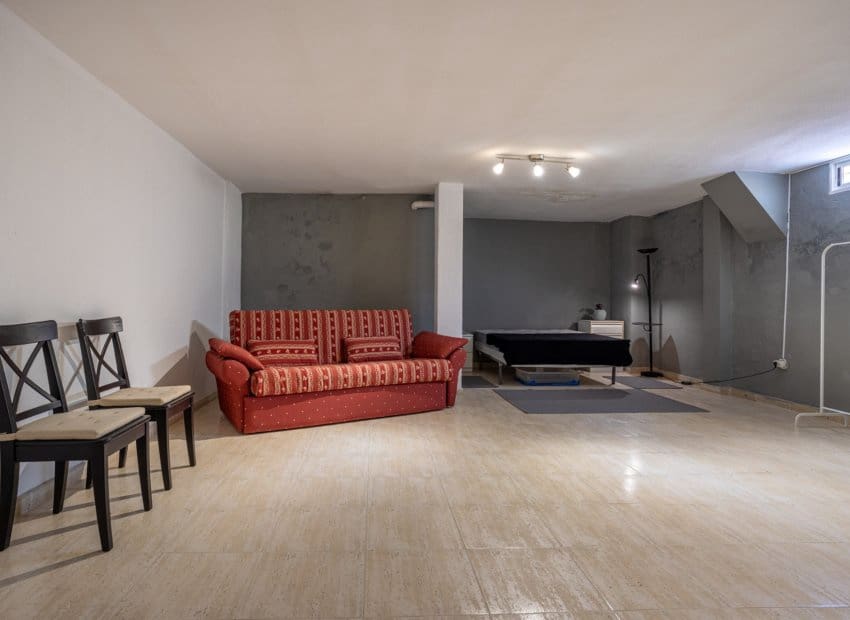 2 slaapkamer Halfvrijstaande villa te koop in Guardamar del Segura met zwembad - € 299.900 (Ref: 9524656)