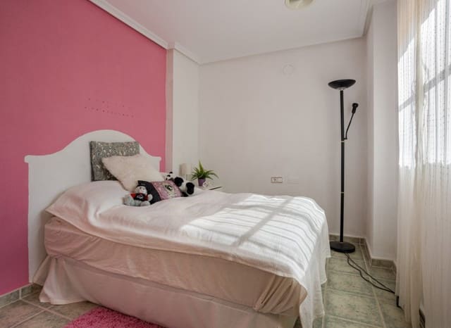 2 slaapkamer Halfvrijstaande villa te koop in El Moncayo - El Pòrtic, Guardamar del Segura met zwembad - € 299.900 (Ref: 9524656)